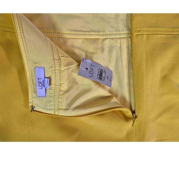 NWT Loft Petite Poly Blend Bright Yellow Short Skirt Fully Lined Sz 6P - Picture 3 of 6